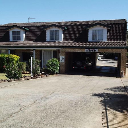Bridge Street Motor Inn Toowoomba Bagian luar foto