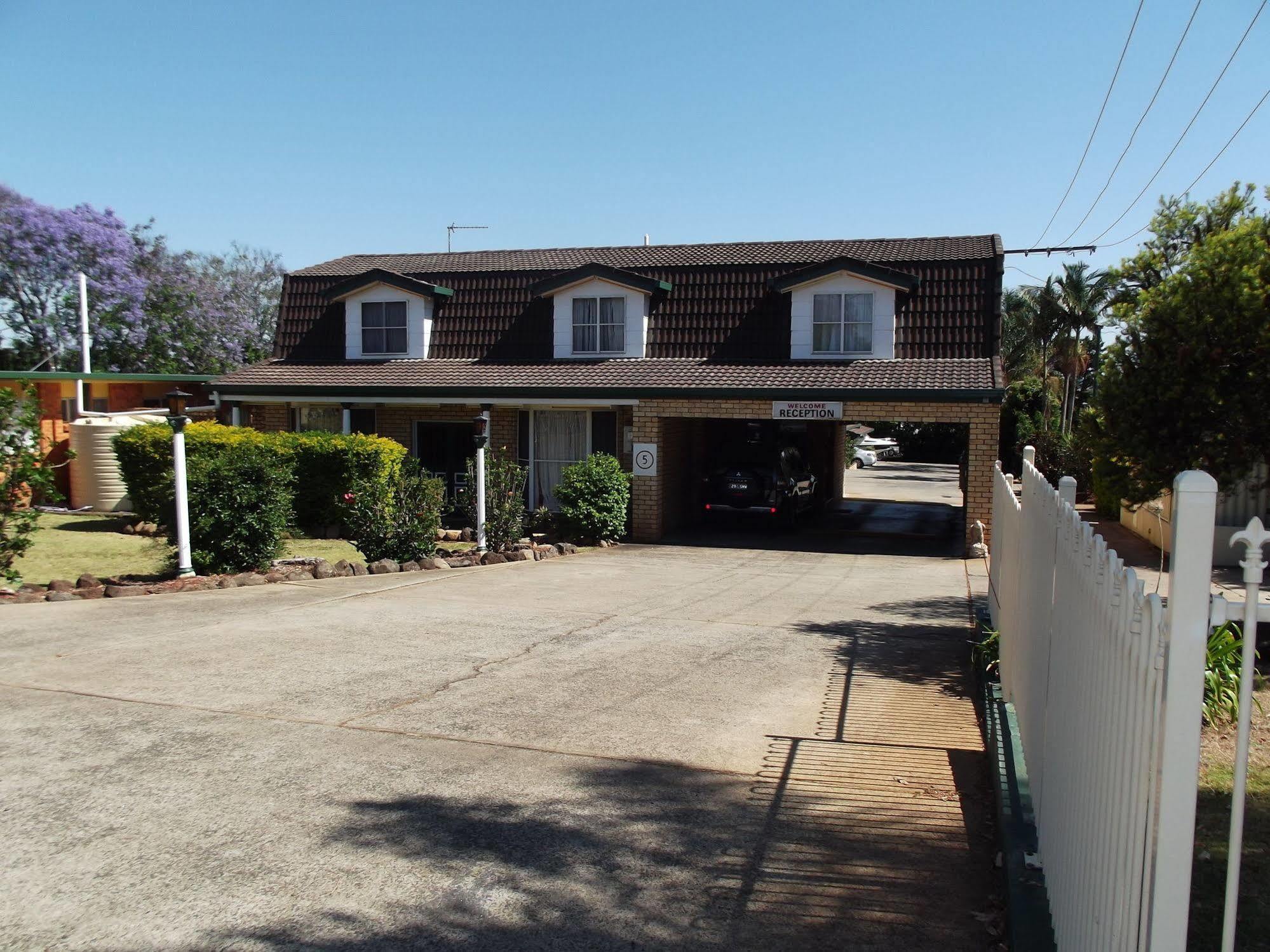 Bridge Street Motor Inn Toowoomba Bagian luar foto