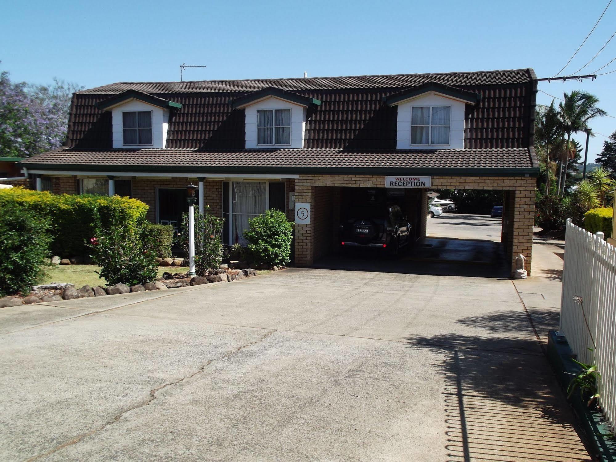 Bridge Street Motor Inn Toowoomba Bagian luar foto