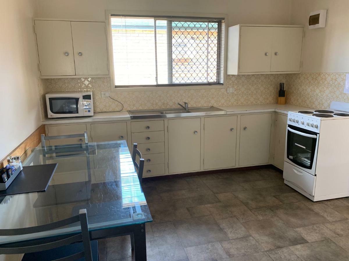 Bridge Street Motor Inn Toowoomba Bagian luar foto
